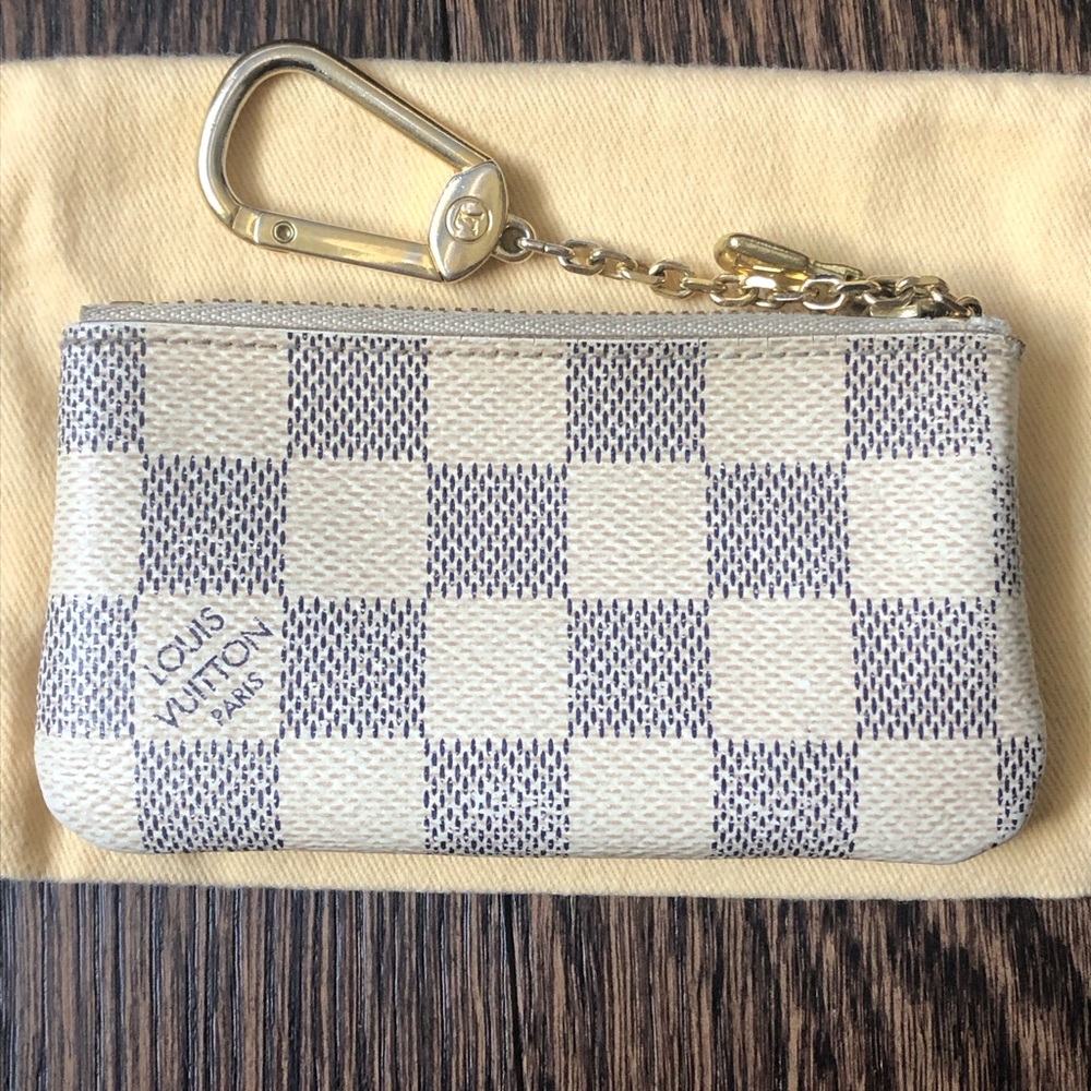 Authentic Louis Vuitton key pouch - Picture 14 of 16